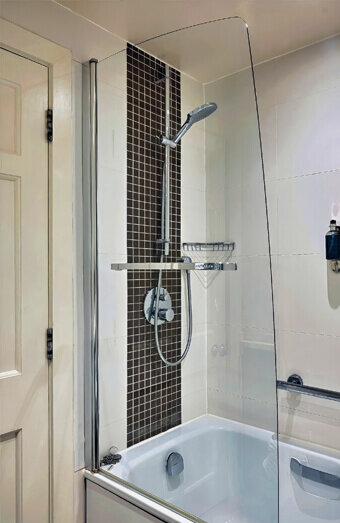 https://blockeddrainskelmscott.com.au/uploads/2025/07/blocked-shower-drains-69601.jpg